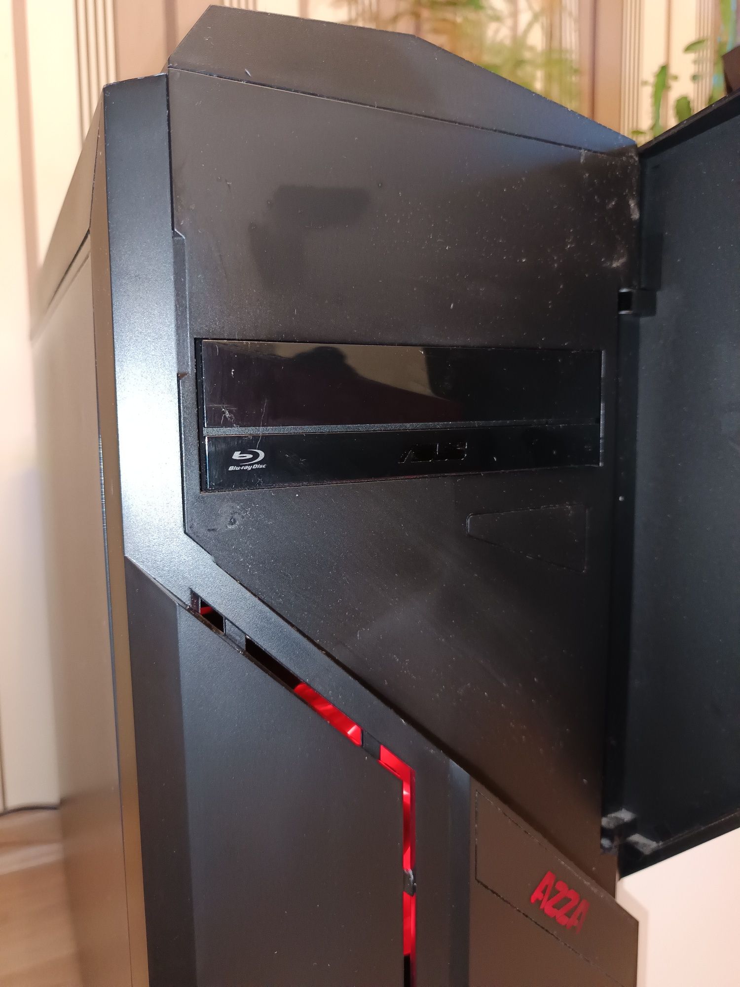 Компютър AMD FX-8320, MSI 970 GAMMING, 32gb DDR3 , AMD RX 570 8GB