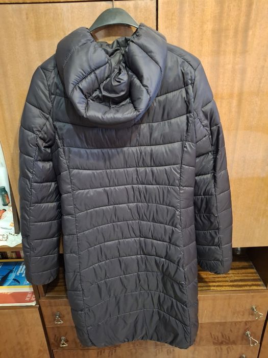 Дамско,черно дълго яке