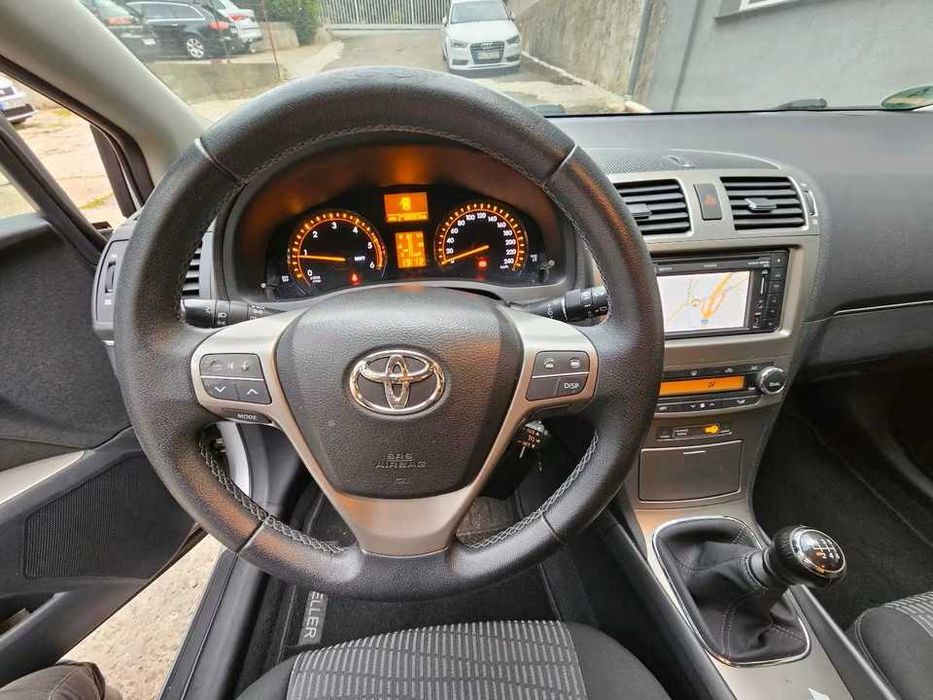 Toyota  Avensis 2.0 D-4D