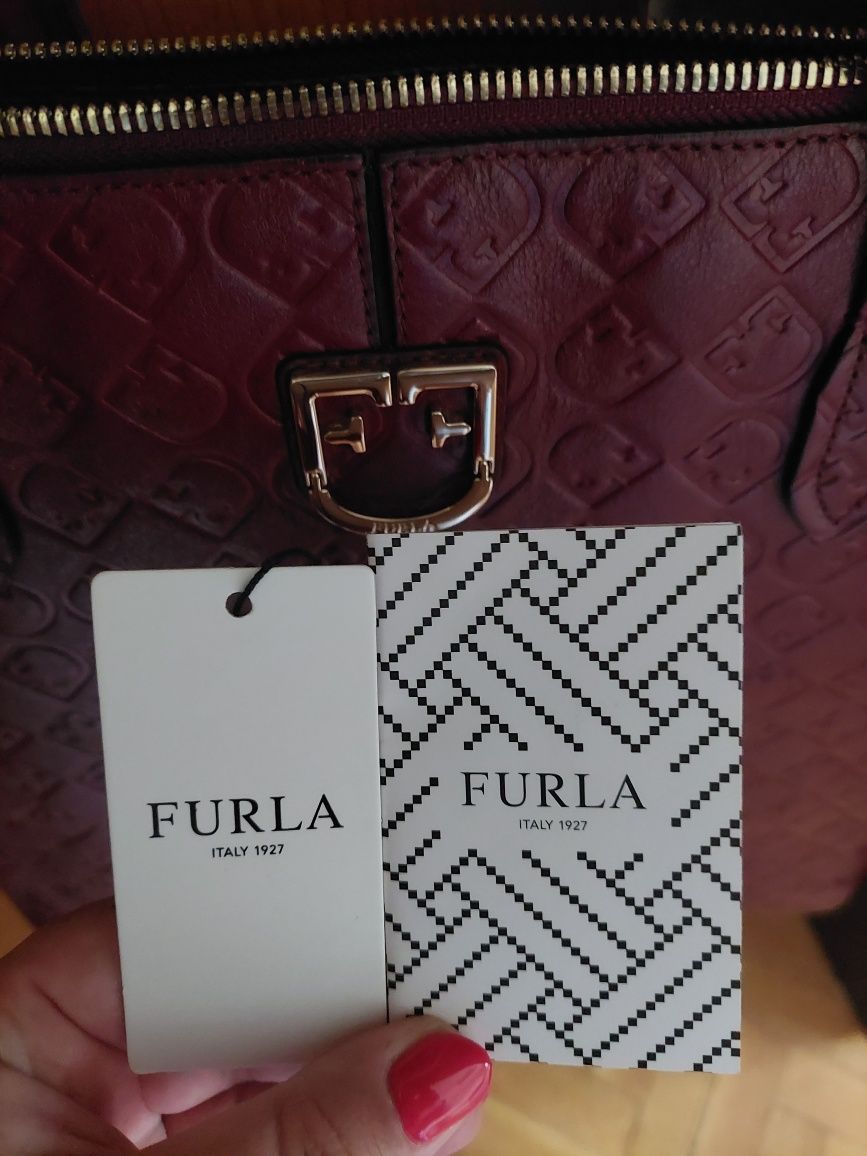 Оригинална чанта Furla