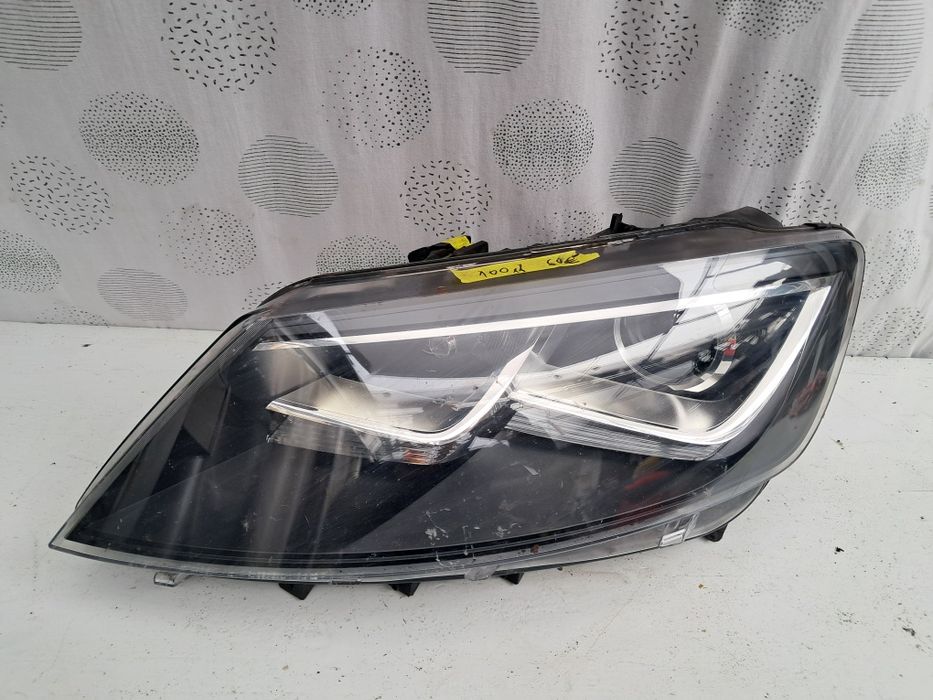 Фар Seat Alhambra