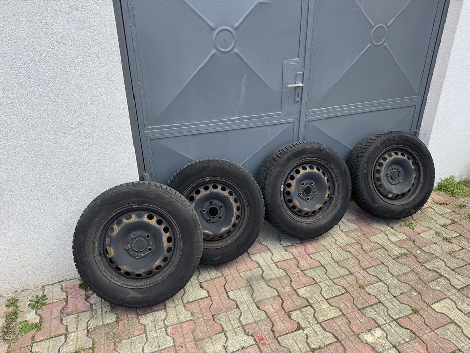 Jante+anvelope iarna 195/65/15 Barum