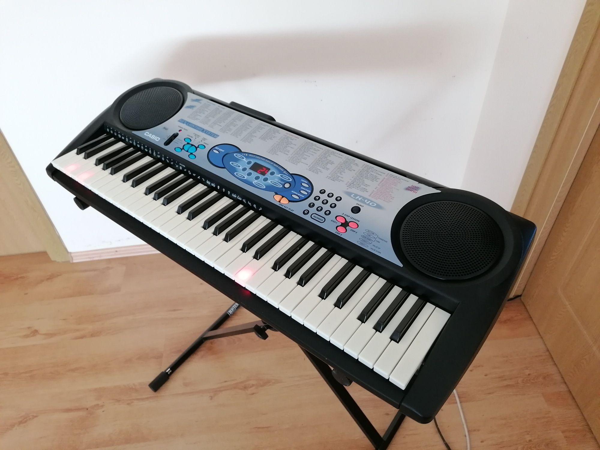 CASIO LK-40  pian digital orga electronică keyboard