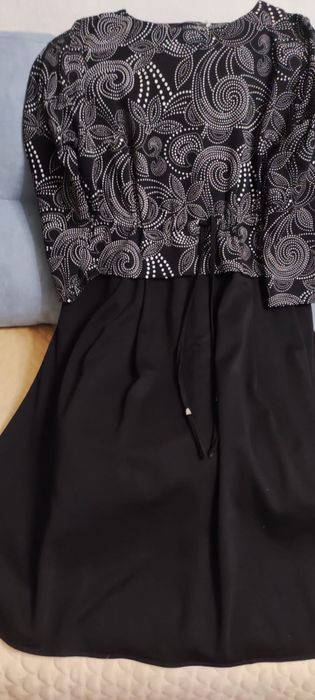 Продам Новое хорошее платье 44-46 размер