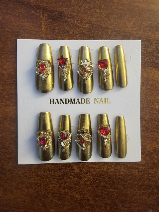 Press on nails + kit