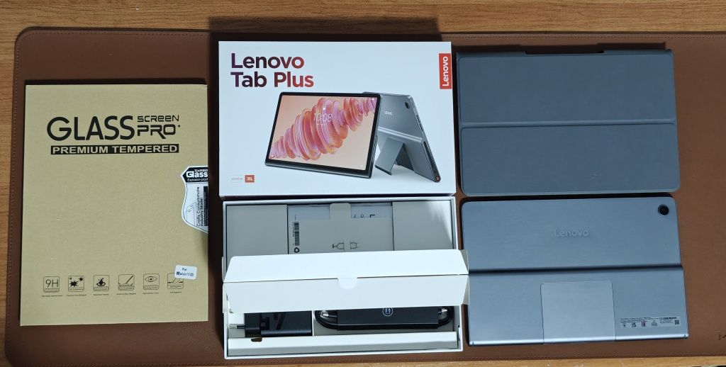 Lenovo Tab Plus TB351FU 8/256Gb как новый