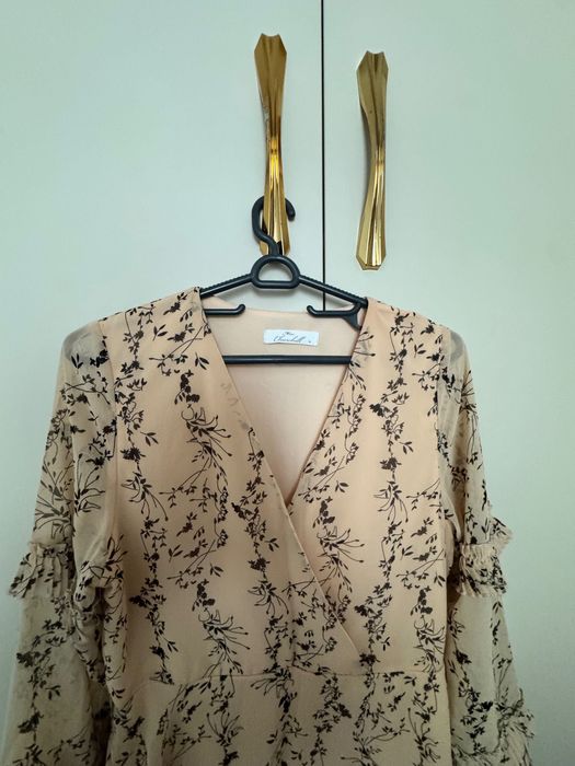 Дамска рокля къса