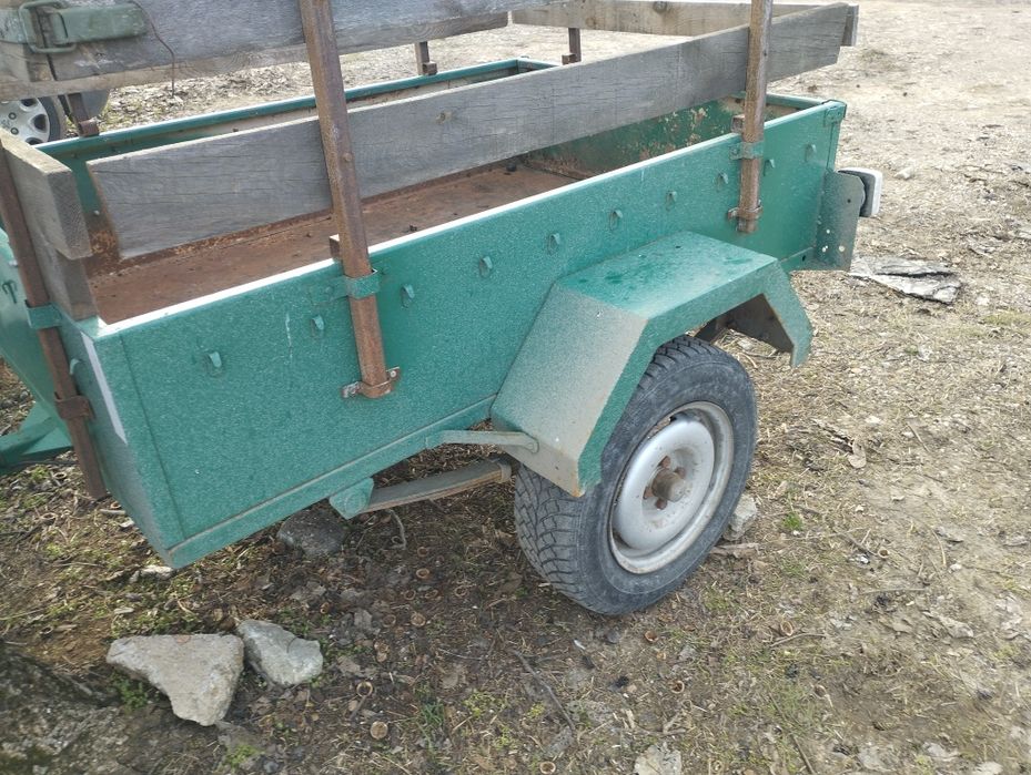 Продавам ремарке