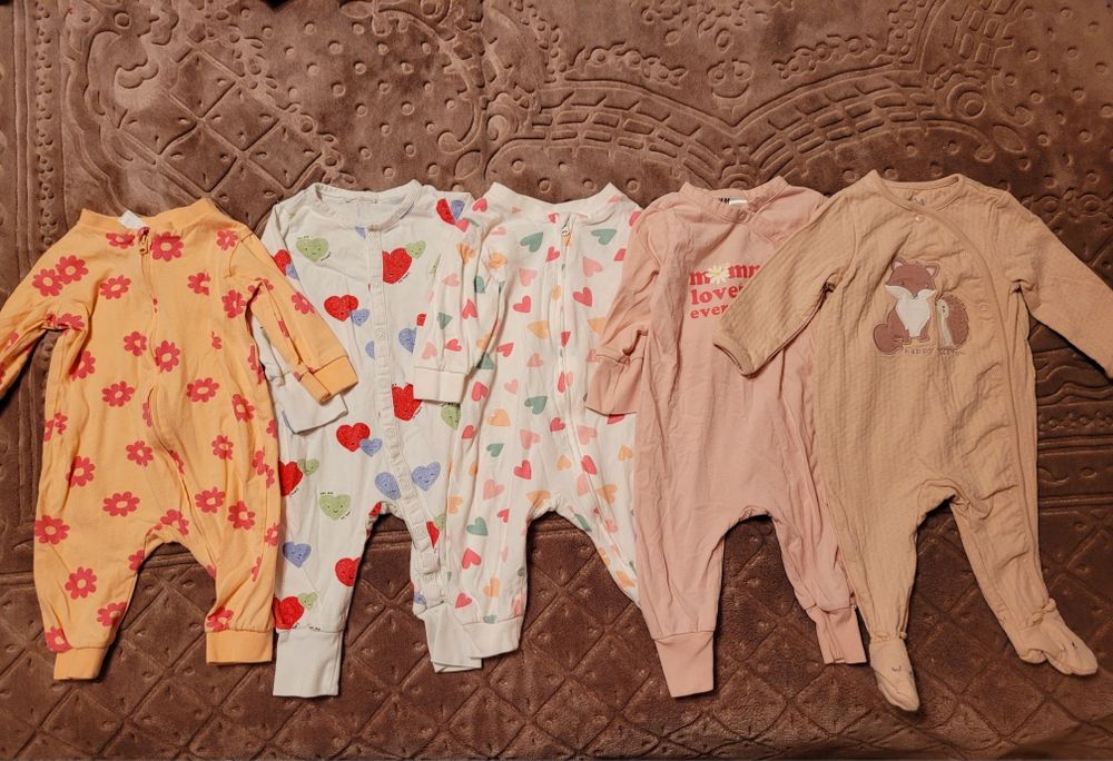 Salopete H&M pentru bebelusi