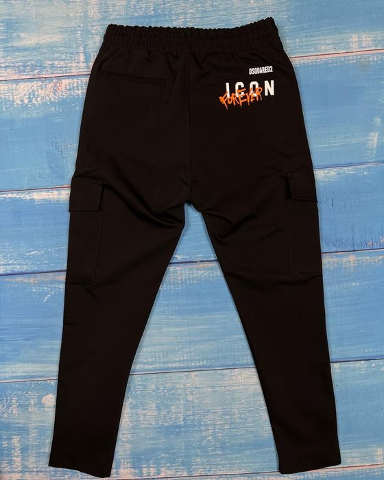 Pantaloni dsquared2 model nou