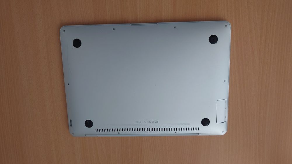 Laptop Macbook Air model A1237