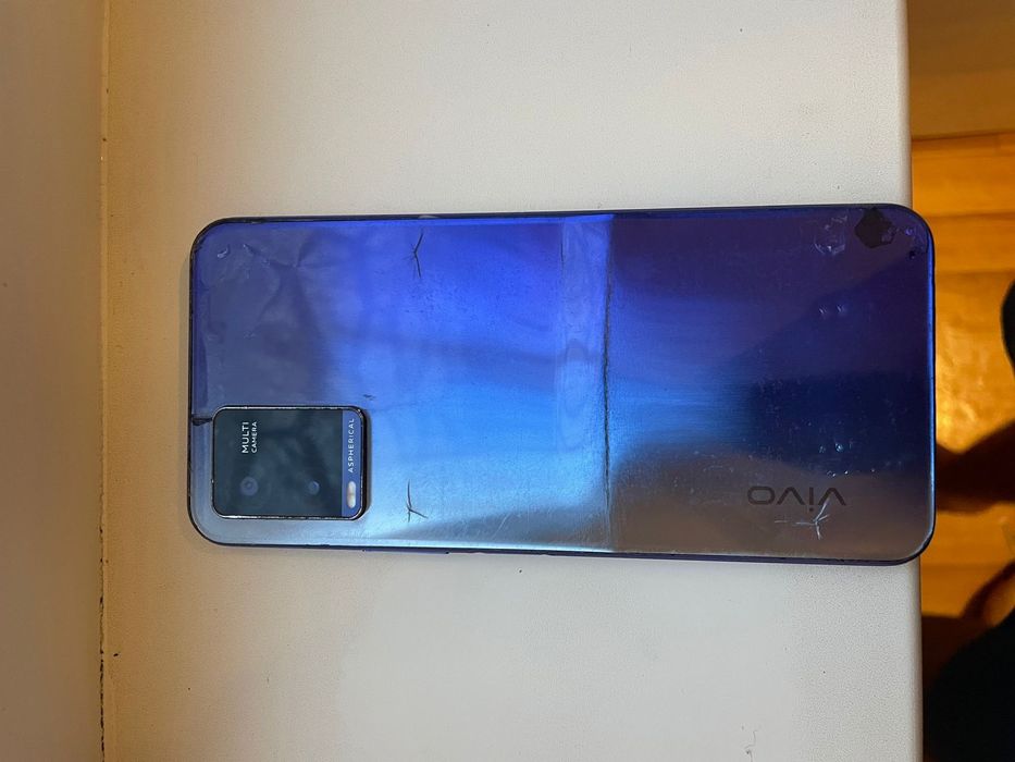 Смартфон VIVO Y21