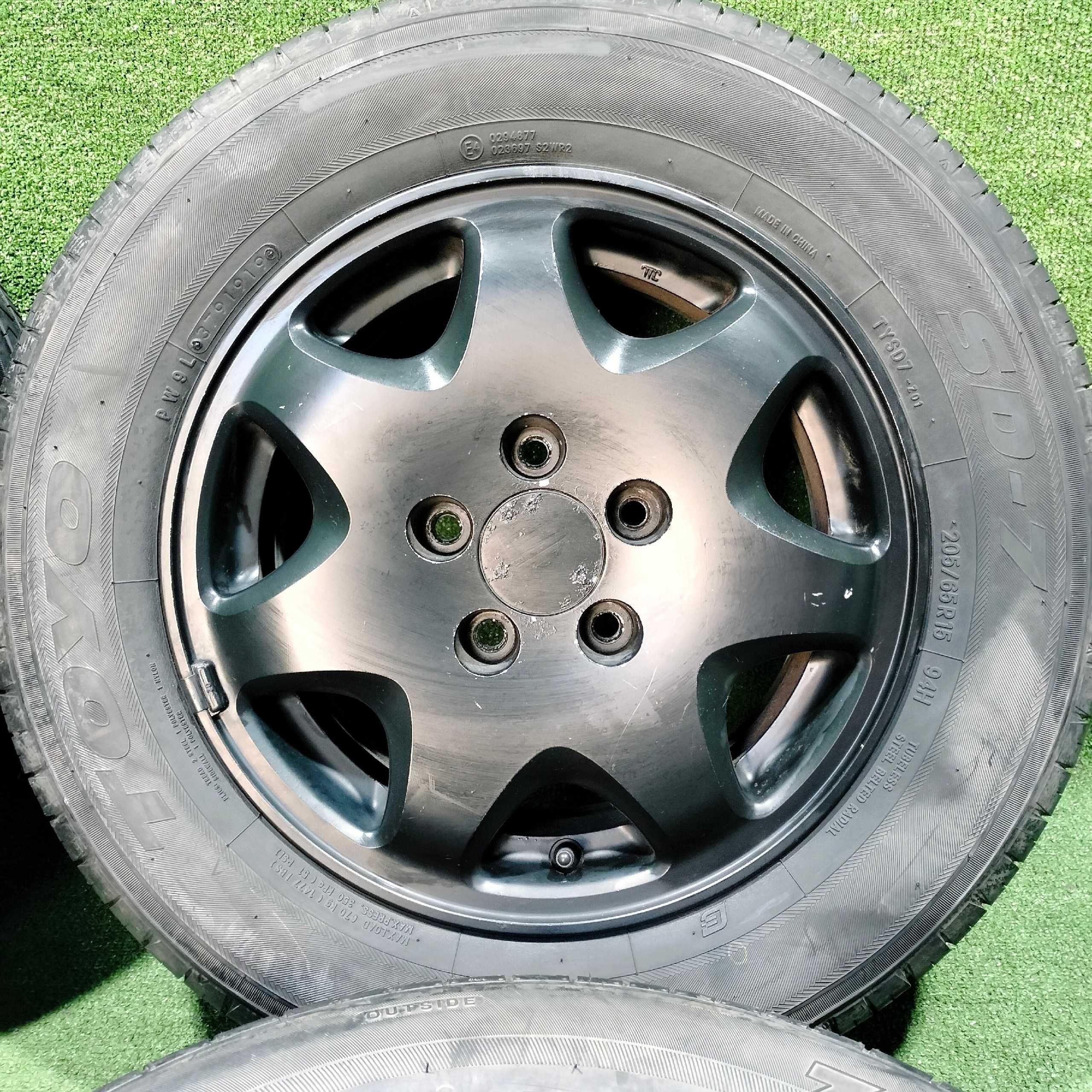 Продам Диск на HONDA с шинами Toyo / Zeetex 205/65 R15 лето