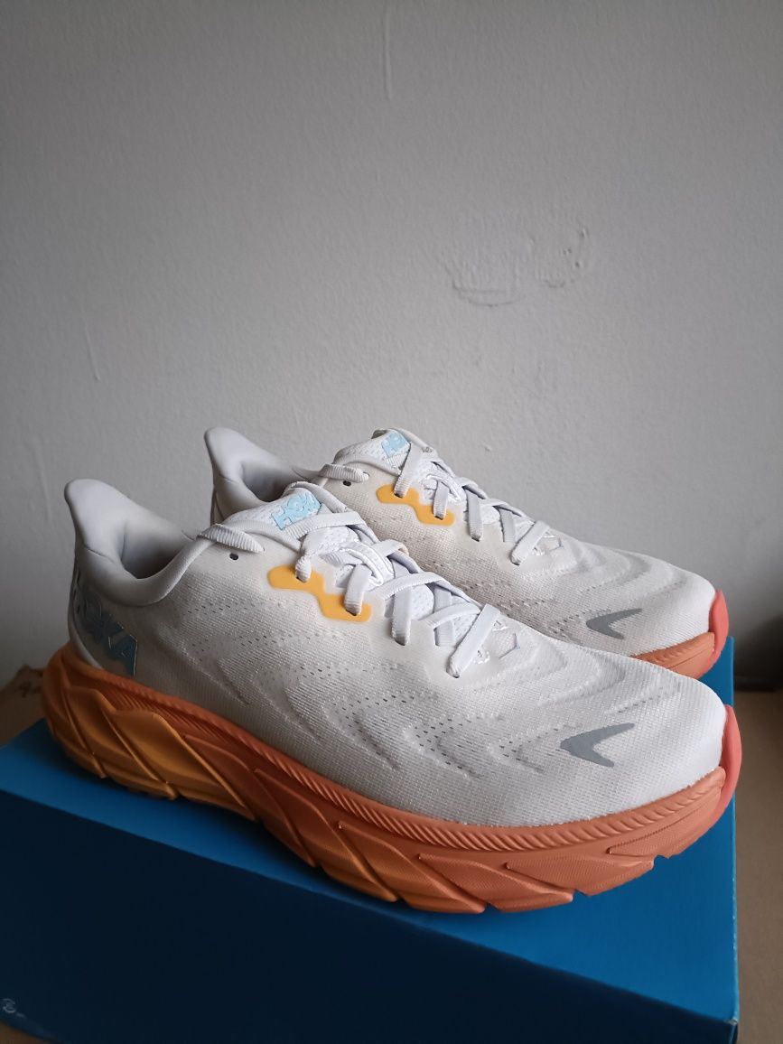 Маратонки Hoka Arahi 6 номер 39 1/3 код 16A
