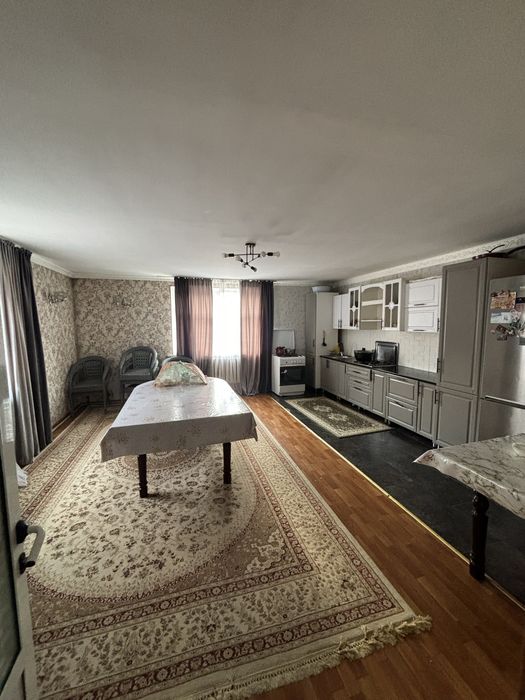 продается дом с времянкой