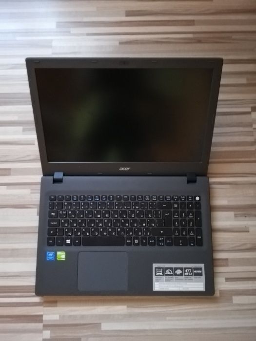 Продавам лаптоп ACER ASPIRE E5