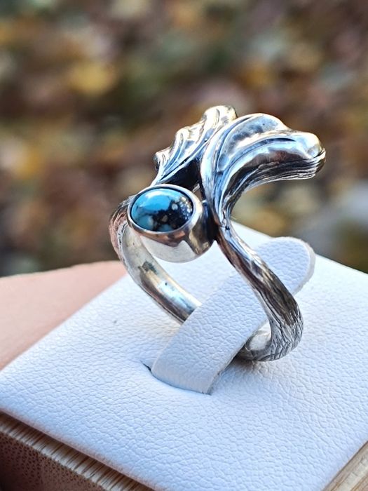 Vechi inel din argint de 925, cu cabochon turcoaz