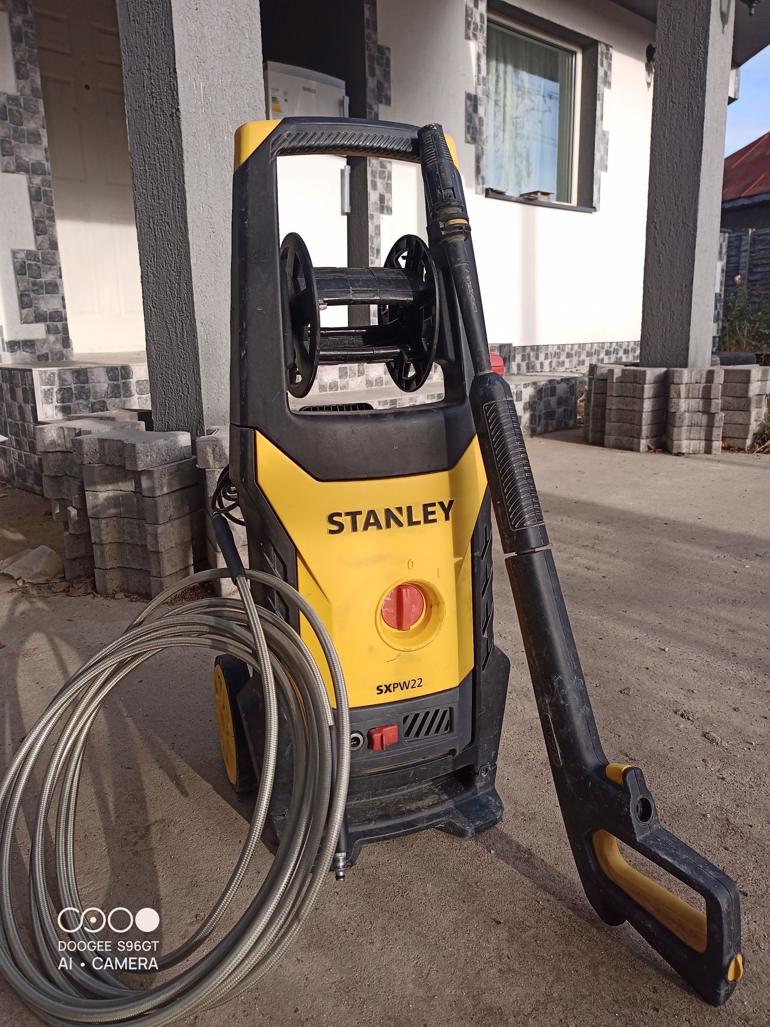 Aparat presiune Stanley 2200w