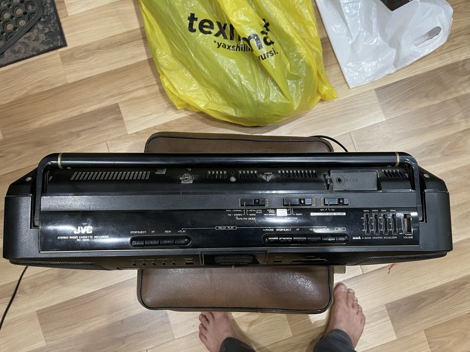 Продается магнитофон джи ви си Япония