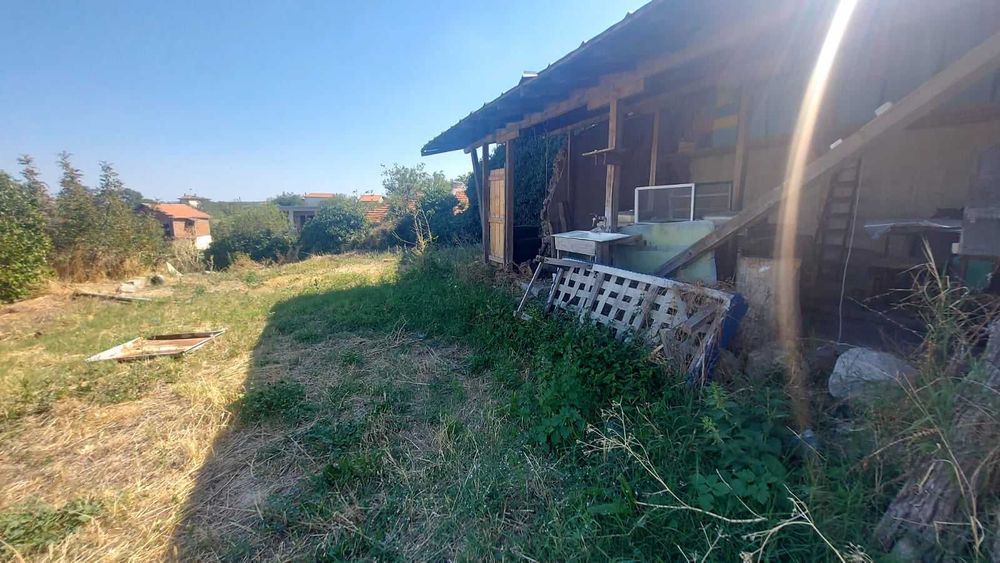 Сграда с прилежащ терен в с. Долно Брястово, обл. Хасково