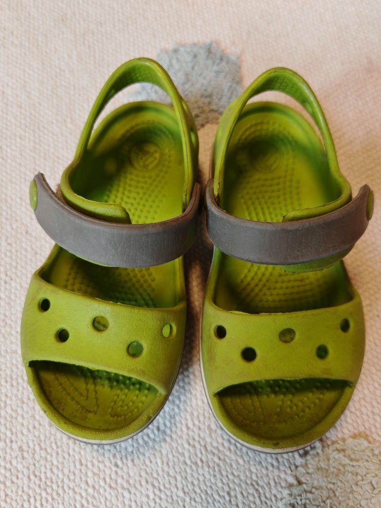 Crocs сандали C8