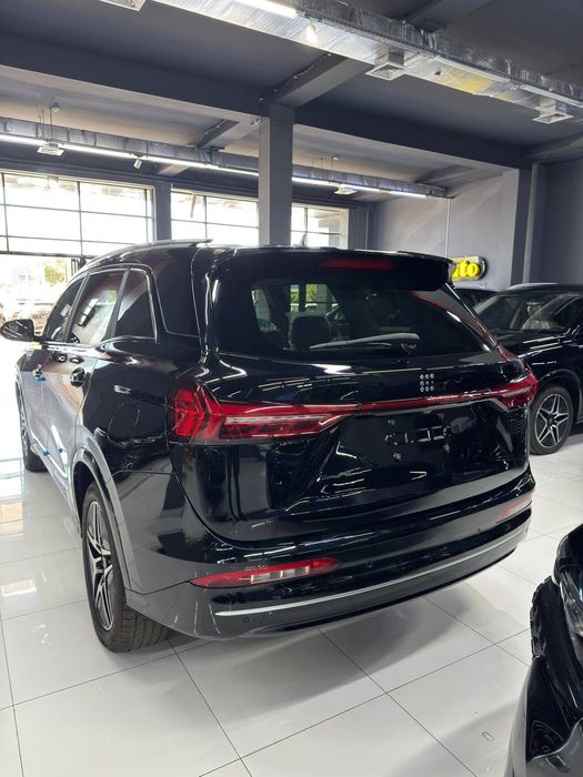 Dong Feng E 5 hybrid