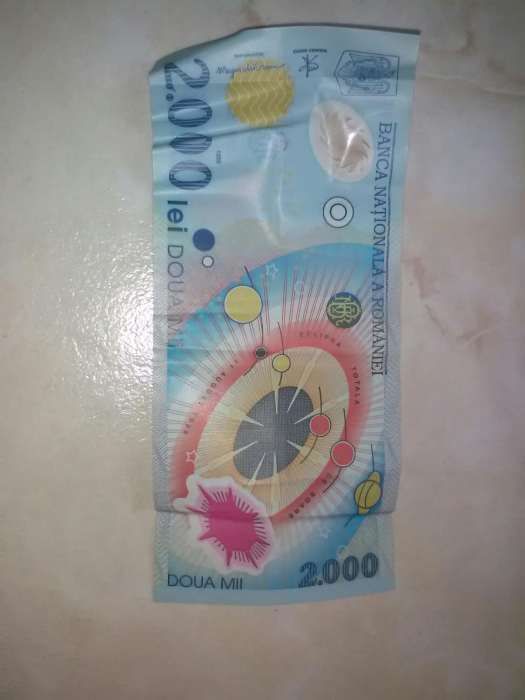 Vand bancnota 2000lei cu eclipsa