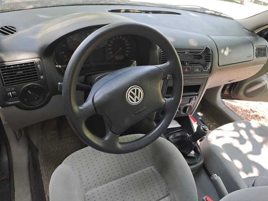 Volkswagen Golf 4