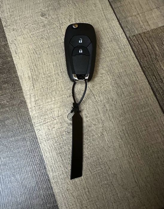 Tracker 1 авто ключ,  пульт GM оригинал