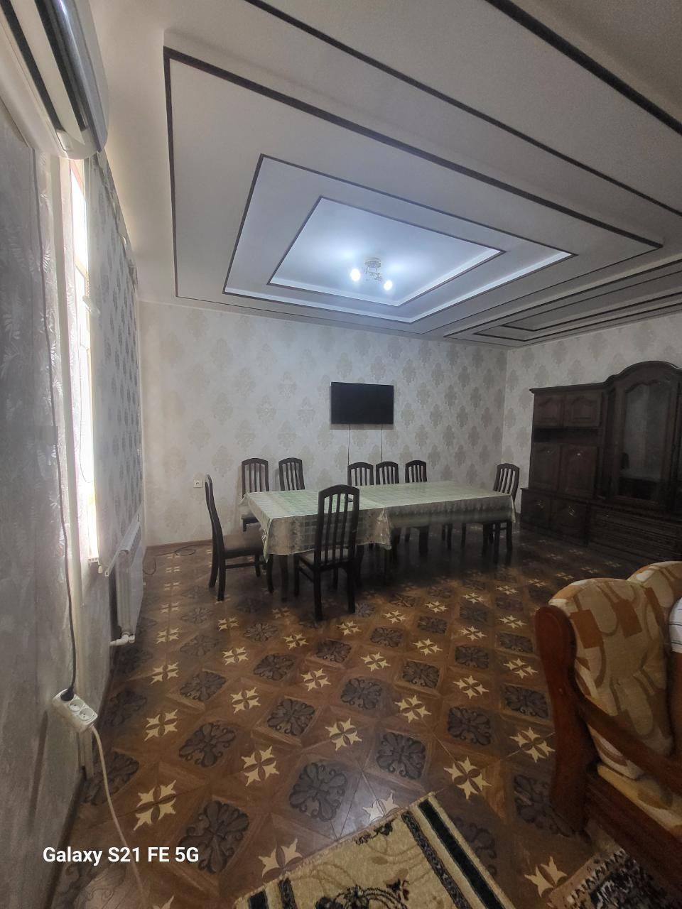 Продаётся 5 комнатная квартира в центре города