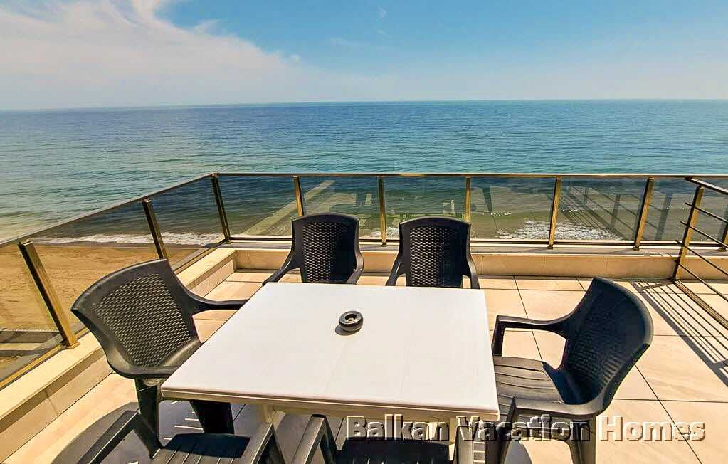 Продава се Тристаен апартамент в Обзор - 101 кв.м за 1832 €/кв.м - Снимка #17