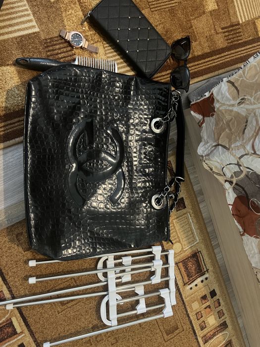 Подарявам дамска чанта