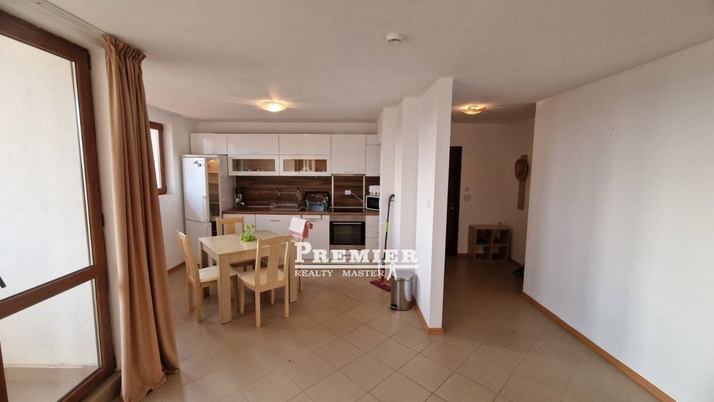 Продава се Тристаен апартамент в к.к. Слънчев бряг - 91 кв.м за 797 €/кв.м - Снимка #4