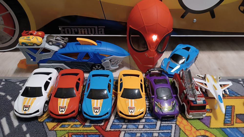 Комплект от играчки за 35,00лв