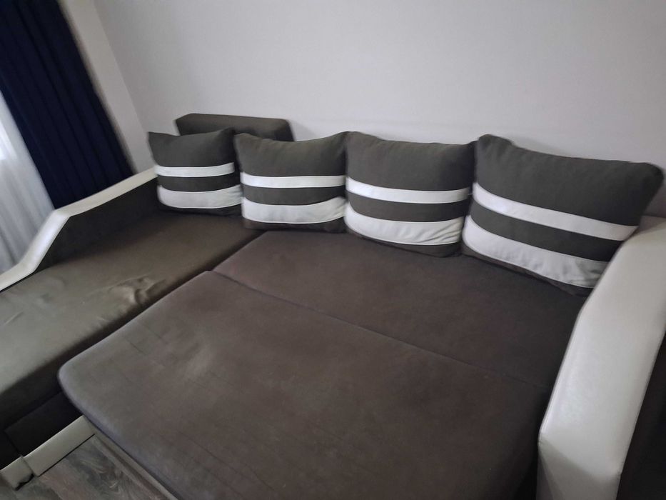 Продавам Ъглов диван