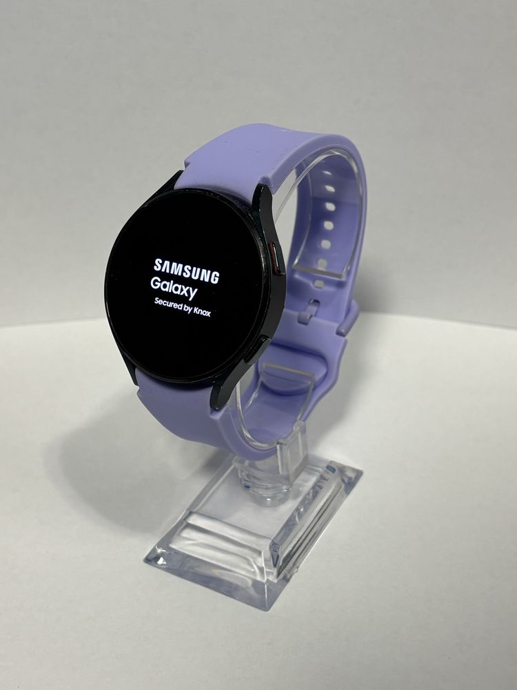 MDM vinde: Samsung Watch 4, 44mm, LTE, Green.