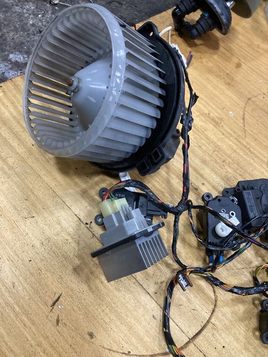 Range rover sport 2012г 3.0d 245кс мотор,реостат и модули парно