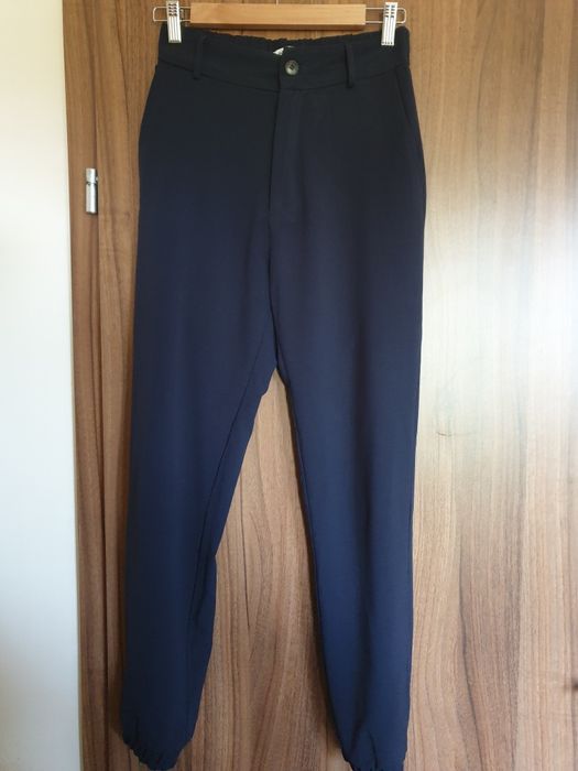 Pantaloni pull&bear