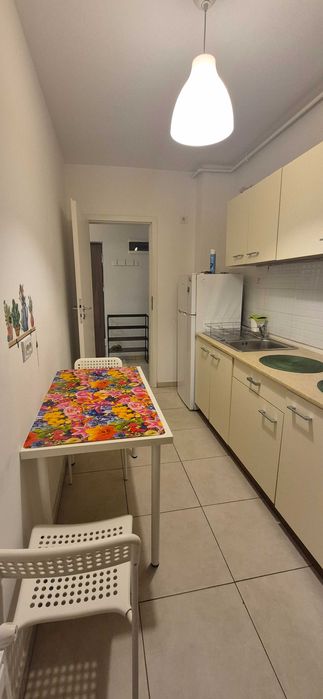 Inchiriez garsoniera Popesti Leordeni