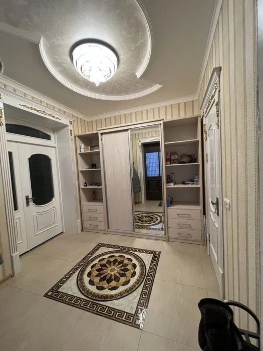 Продажа шикарного дома в Ханабаде