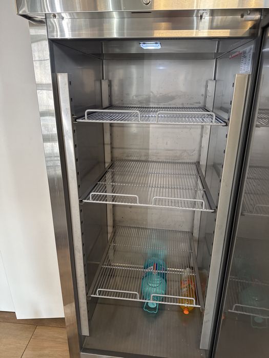 Vand frigider proferional