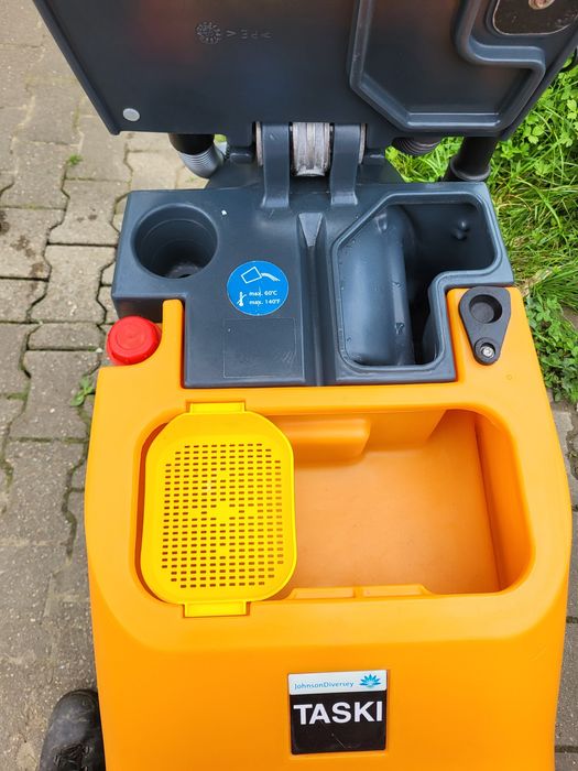 Masina de spalat pardoseli / Taski swingo 450B