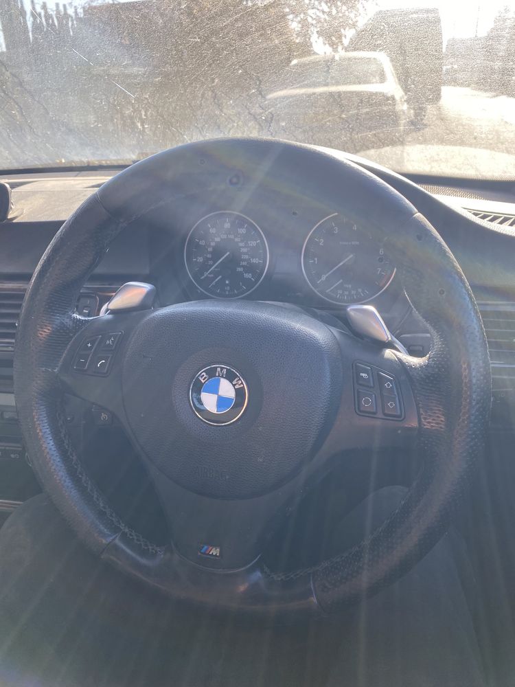 Volan M cu padele BMW Seria 3 E90 E91 E92 E93 volan sport  BMW
