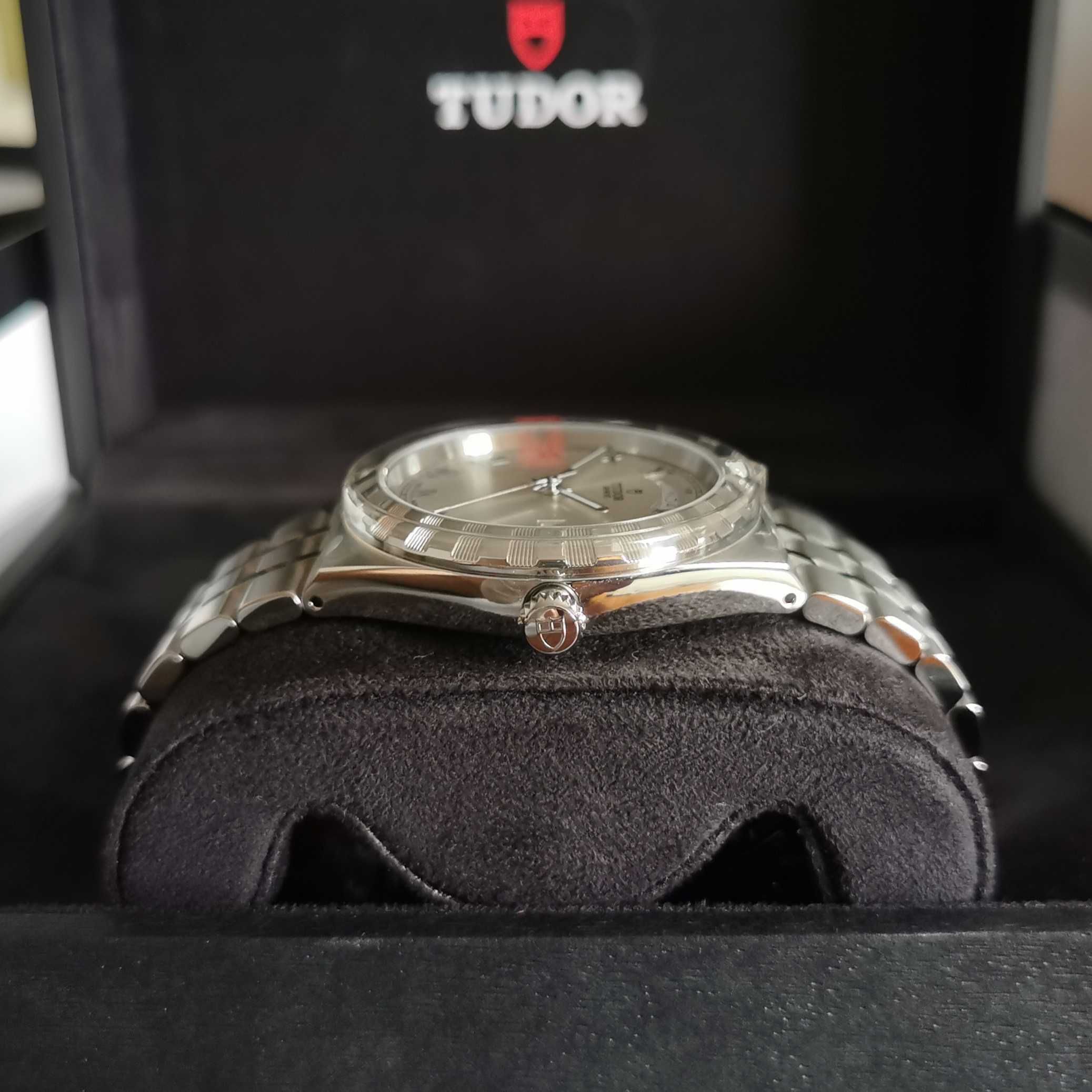 Tudor Royal Date-Day 41 mm