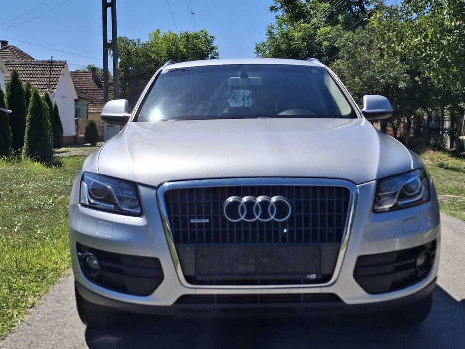 Audi Q5 2.0 TDI Quattro LED / Dublu-Climatronic / Incalzire scaune