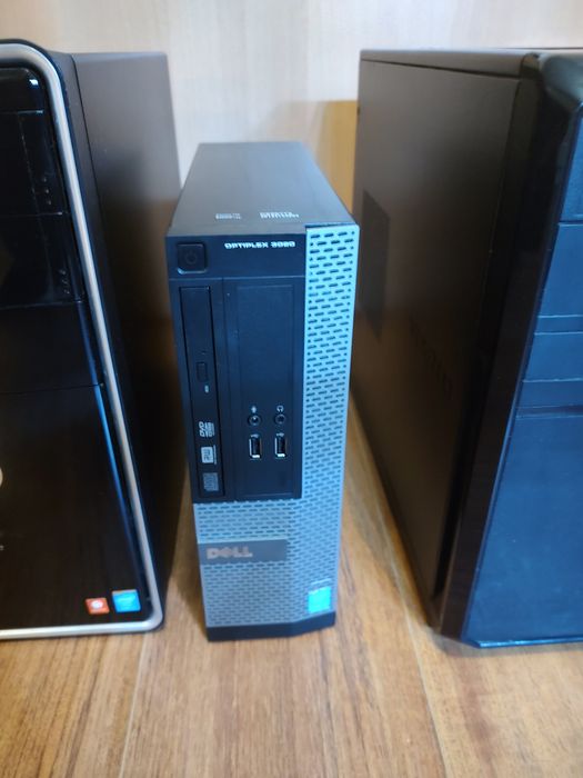 Лот компютри Dell