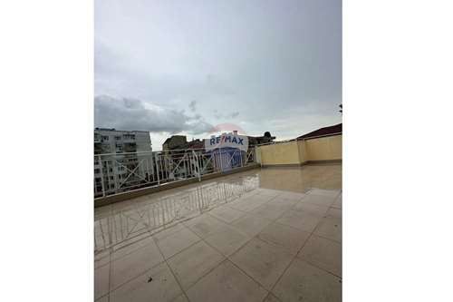 Продава се Двустаен апартамент в Варна, Левски - 102 кв.м за 1324 €/кв.м - Снимка #1