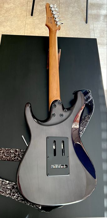 Продав Ibanez AZ22S1F-TKS Transparent Black Sunburst