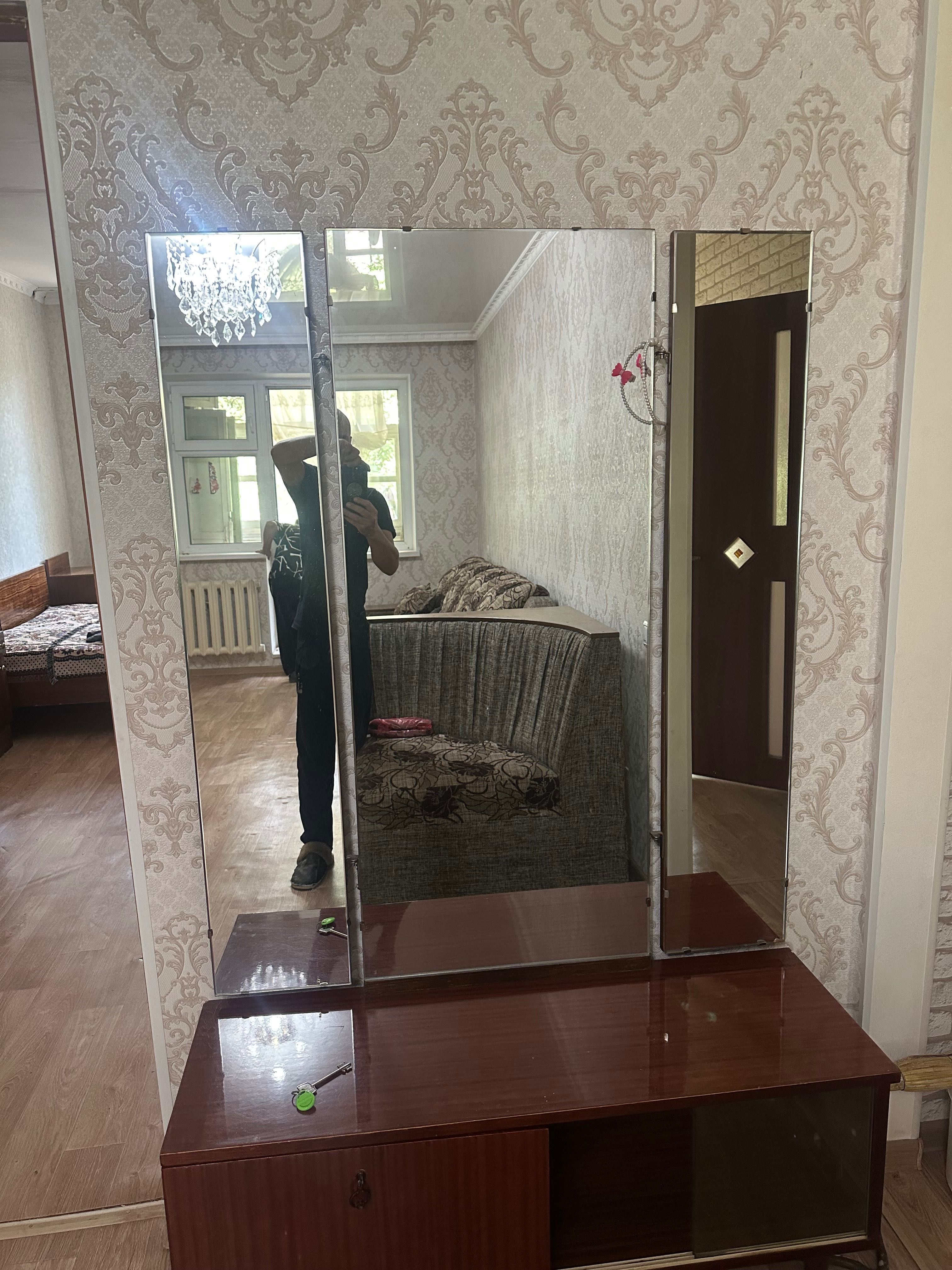Трельяж для прихожей