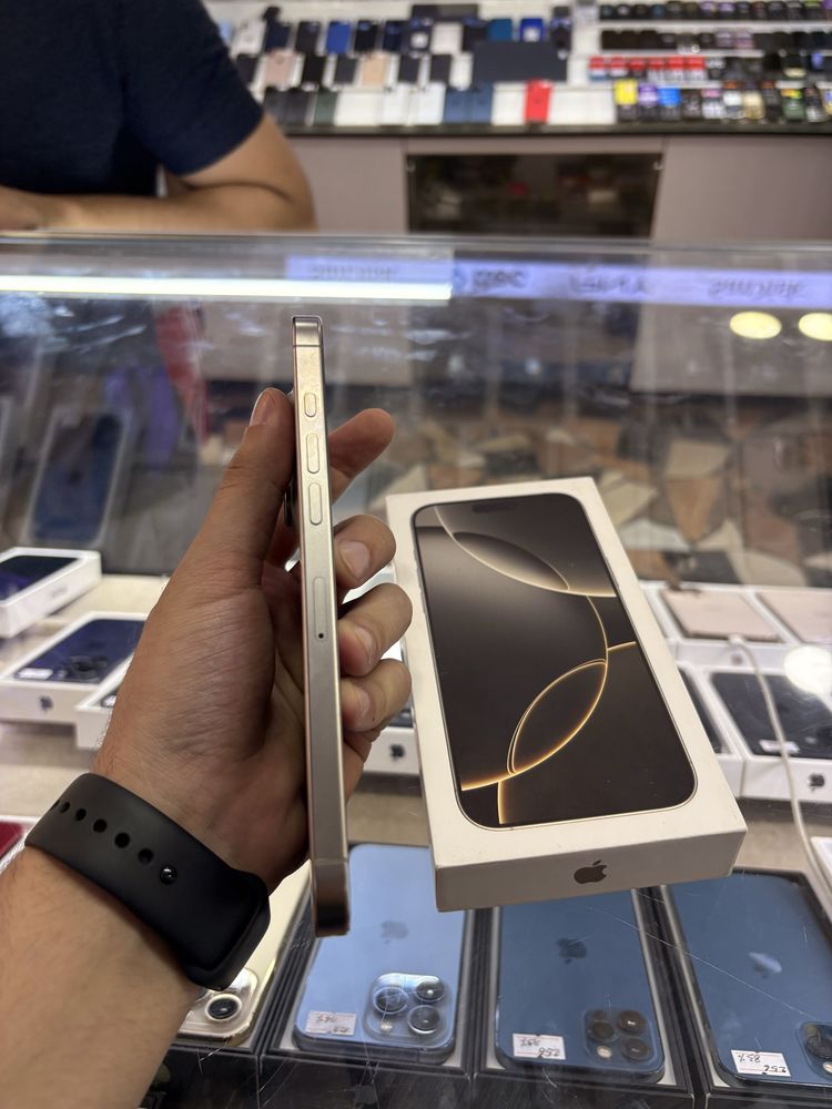 iPhone 16 Pro Max 256 gb natural